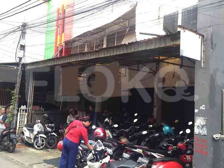 300 sqm, shophouse for sale in Belakang Pasar Baru, Pasar Baru 2