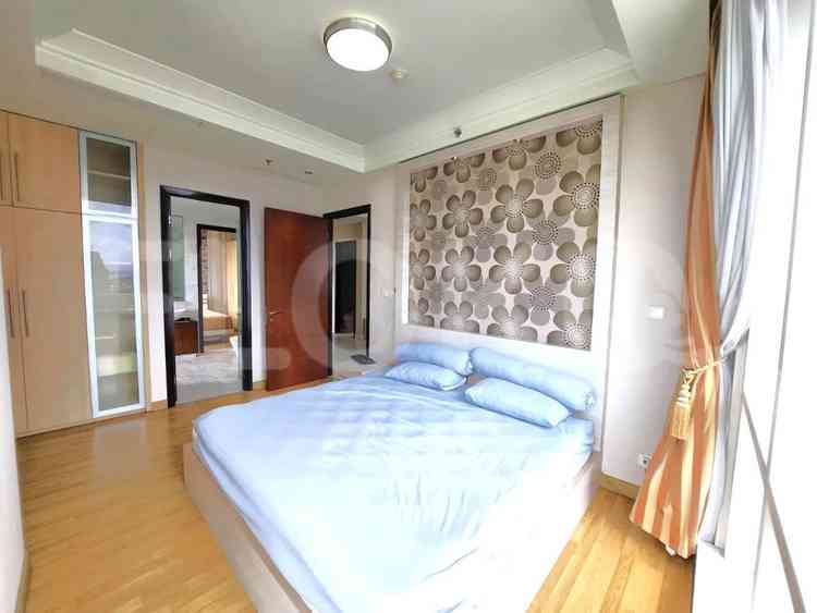 156 sqm, 20th floor, 4 BR apartment for sale in Sudirman 1