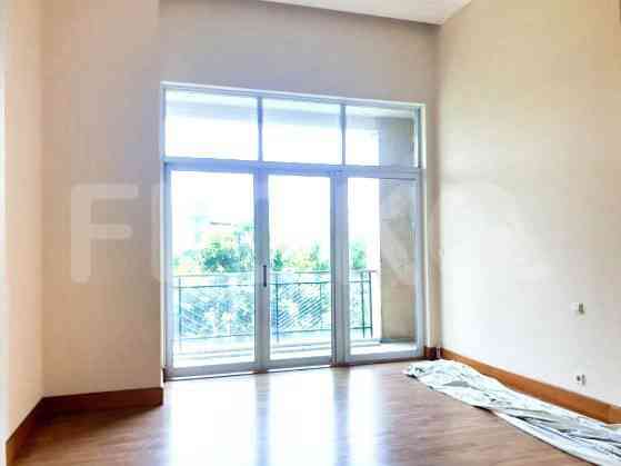 543 sqm, 10th floor, 4 BR apartment for sale in Gandaria 6