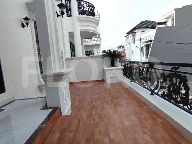 250 sqm, 5 BR house for sale in Jl. Moh. Kahfi II, Cilandak 9