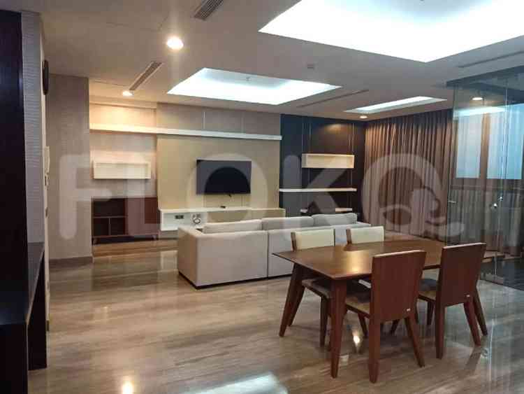 Dijual Apartemen 3 BR, Lantai 21, Luas 220 m2 di Mampang Prapatan 3