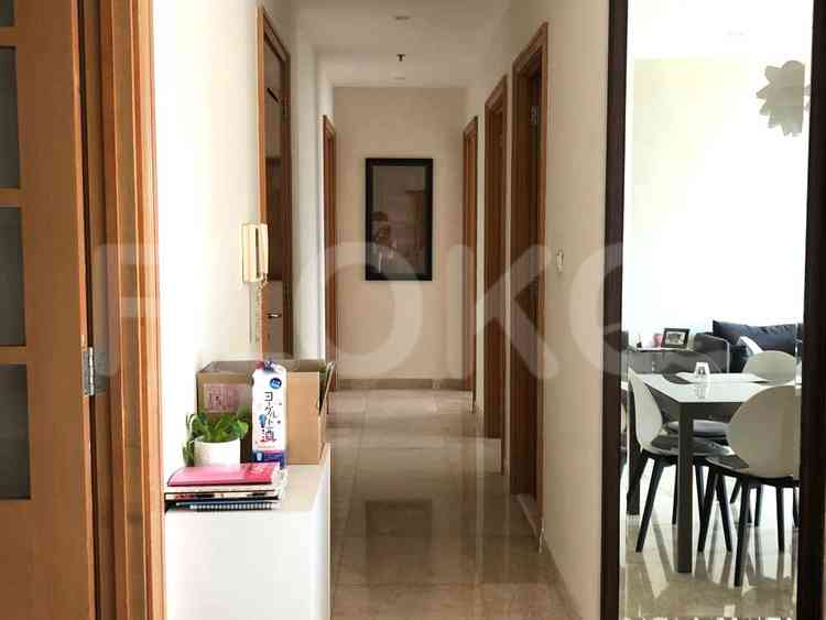 165 sqm, 2nd floor, 3 BR apartment for sale in Kebayoran Lama 2