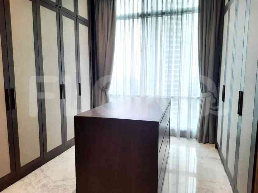 Dijual Apartemen 2 BR, Lantai 12, Luas 153 m2 di Simprug 4