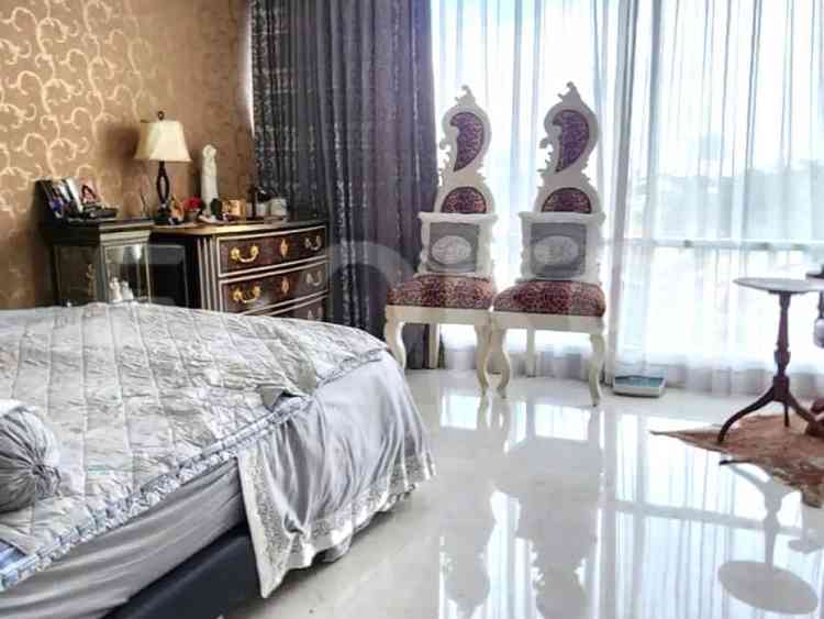 Dijual Apartemen 3 BR, Lantai 1, Luas 288 m2 di Simprug 6