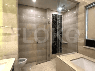 217 sqm, 15th floor, 3 BR apartment for sale in Sudirman 5