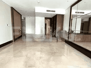 Dijual Apartemen 3 BR, Lantai 5, Luas 168 m2 di Gatot Subroto 1