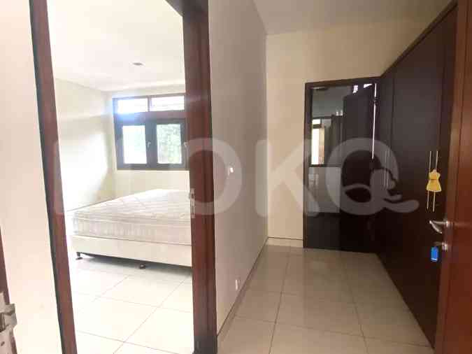 400 sqm, 4 BR house for rent in jl Jaya Mandala, Mega Kuningan 8