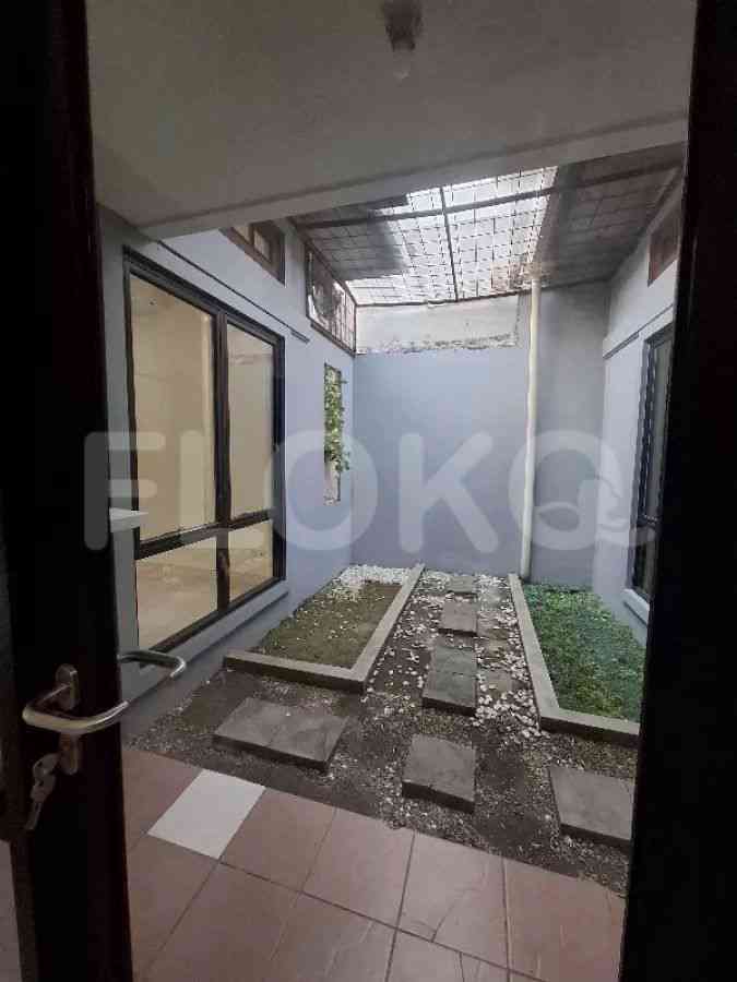 160 sqm, 3 BR house for rent in Sektor 7, Bintaro 9