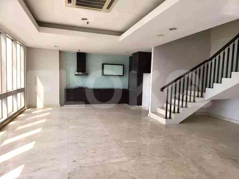 Dijual Apartemen 3 BR, Lantai 20, Luas 147 m2 di Setiabudi 4