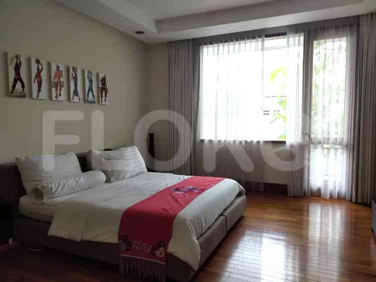 640 sqm, 5 BR house for sale in Jl. Dukuh Patra, Mega Kuningan 4