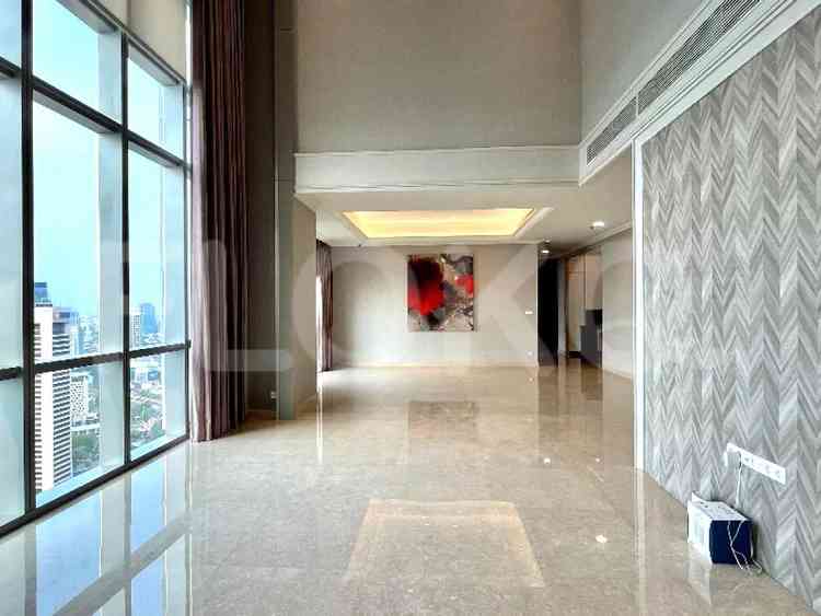 363 sqm, 37th floor, 4 BR apartment for sale in Sudirman 1