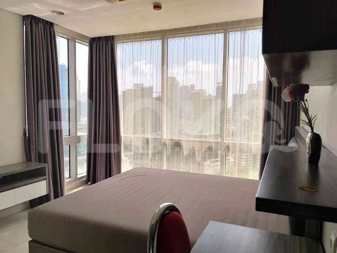 Tipe 2 Kamar Tidur di Lantai 23 untuk disewakan di The Grove Apartemen - fku079 6