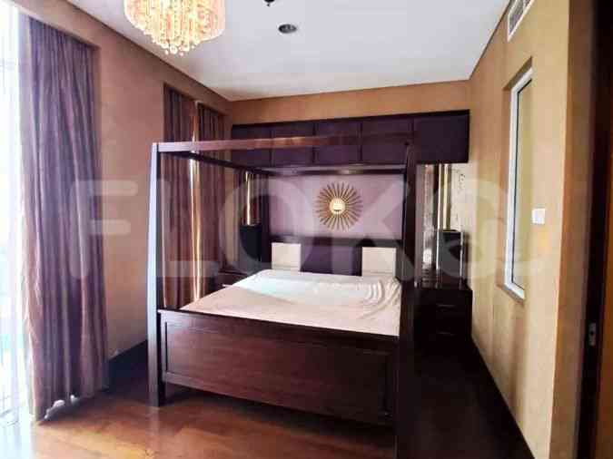 Dijual Apartemen 3 BR, Lantai 5, Luas 130 m2 di Gatot Subroto 3