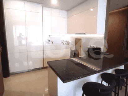 Dijual Apartemen 2 BR, Lantai 7, Luas 150 m2 di Sudirman 5