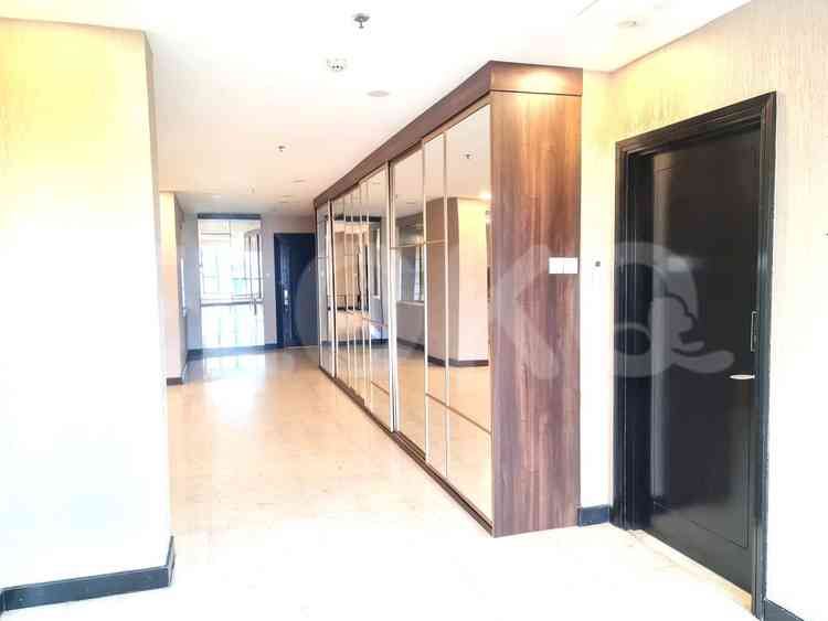 Dijual Apartemen 2 BR, Lantai 12, Luas 137 m2 di Gandaria 6