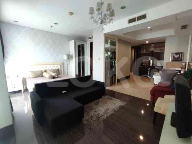 60 sqm, 5th floor, 1 BR apartment for sale in Gatot Subroto 1