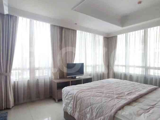 201 sqm, 17th floor, 4 BR apartment for sale in Setiabudi 1