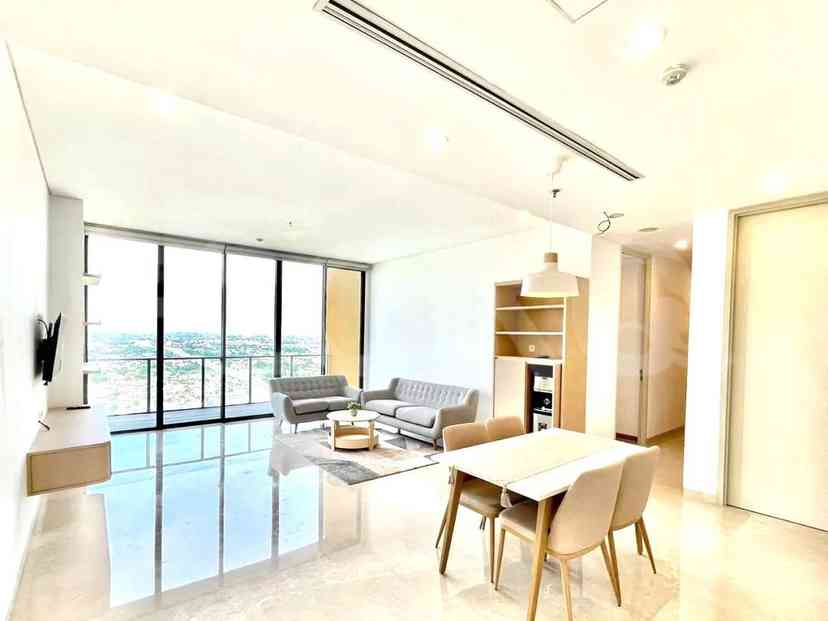 176 sqm, 30th floor, 3 BR apartment for sale in TB Simatupang 2