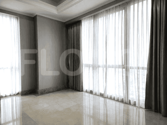 228 sqm, 58th floor, 3 BR apartment for sale in Senopati 1