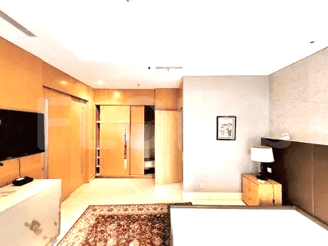 Dijual Apartemen 3 BR, Lantai 18, Luas 170 m2 di SCBD 3