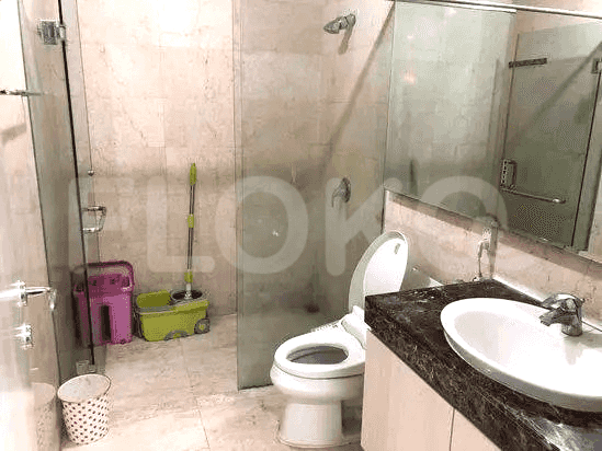 146 sqm, 35th floor, 2 BR apartment for sale in Mampang Prapatan 10