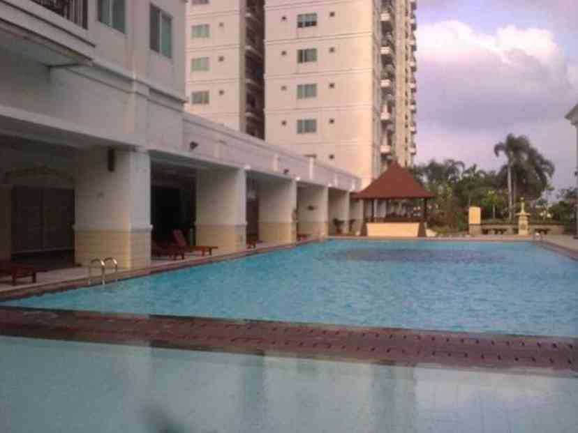 Kolam Renang Grand ITC Permata Hijau