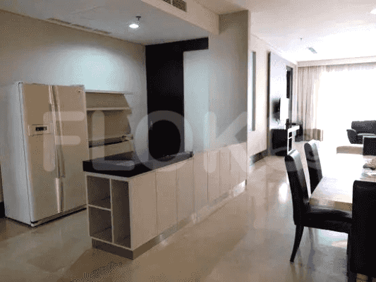 Dijual Apartemen 3 BR, Lantai 2, Luas 185 m2 di Gatot Subroto 6