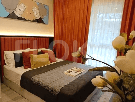 130 sqm, 2nd floor, 3 BR apartment for sale in Cilandak 5