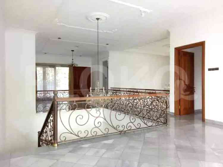 700 sqm, 4 BR house for sale in Jl. Kenanga, Cilandak 13