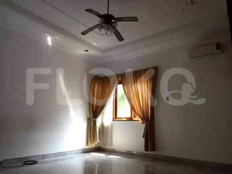 700 sqm, 4 BR house for sale in Jl. Kenanga, Cilandak 16