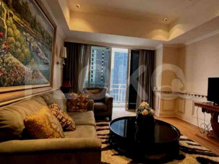 175 sqm, 8th floor, 3 BR apartment for sale in Sudirman 2