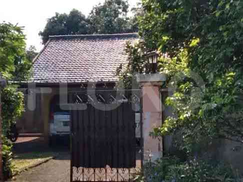 600 sqm, 9 BR house for sale in Jl. Adhyaksa, Lebak Bulus 1