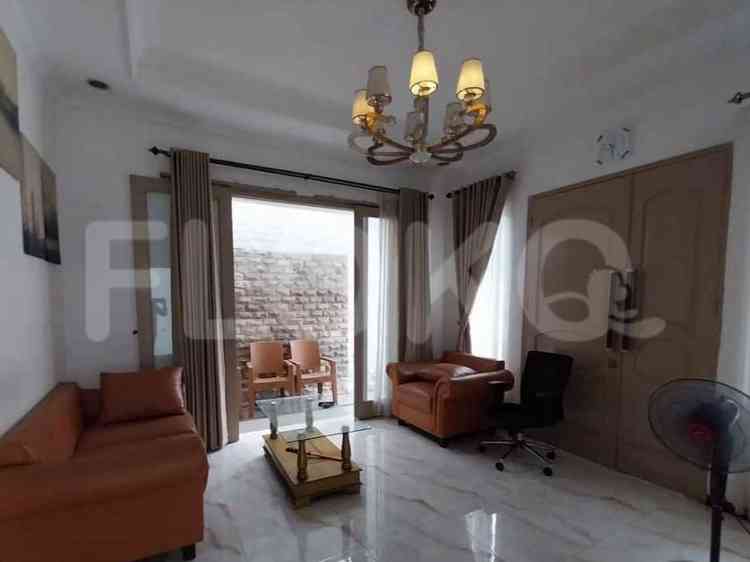 Dijual Rumah 5 BR, Luas 180 m2 di Kebayoran Lama, Senayan 5