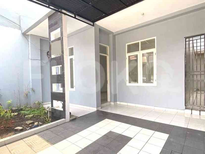 Disewakan Rumah 2 BR, Luas 60 m2 di Harapan Indah, Bekasi 2