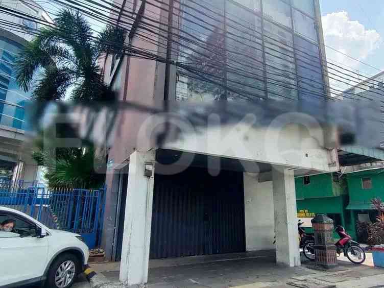 450 sqm, shophouse for sale in Pasar Baru, Gajah Mada 2