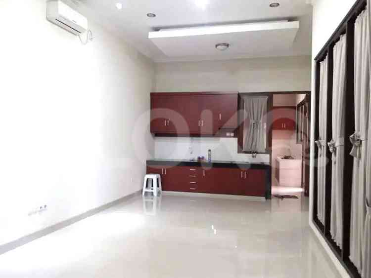 180 sqm, 4 BR house for sale in Jl. Zamrud, Cilandak 3