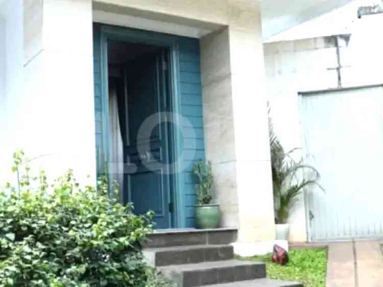 Dijual Rumah 3 BR, Luas 695 m2 di Jl. Terusan, Pejaten 3