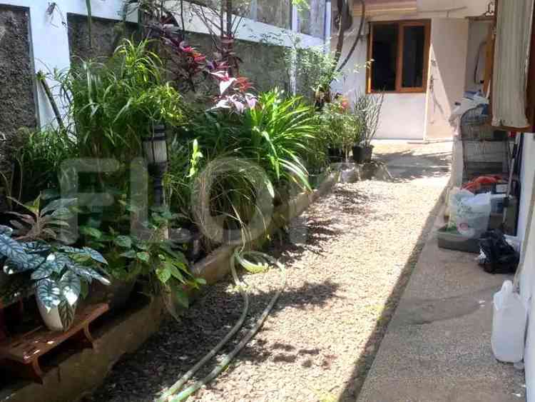 180 sqm, 4 BR house for sale in Jl. Persatuan Amal Mulia, Senayan 3