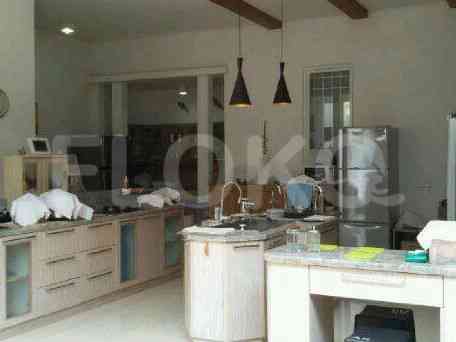 353 sqm, 5 BR house for sale in Karawaci, Karawaci 2