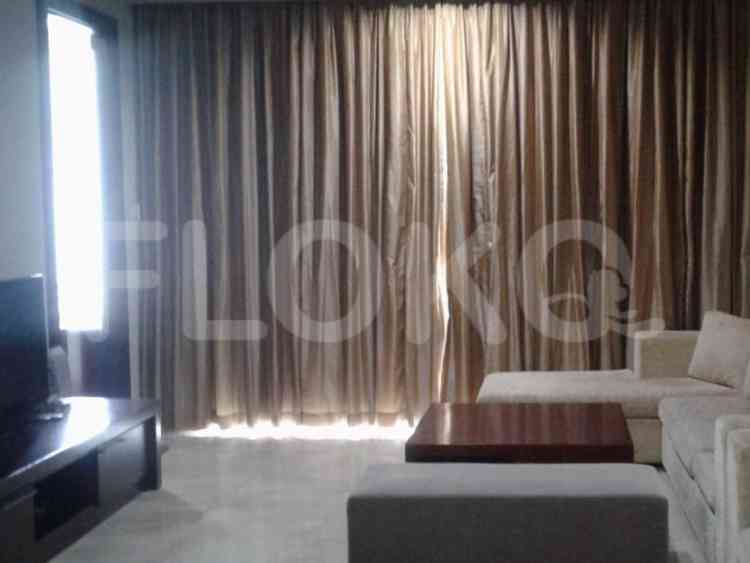 Dijual Apartemen 2 BR, Lantai 3, Luas 120 m2 di Gatot Subroto 4