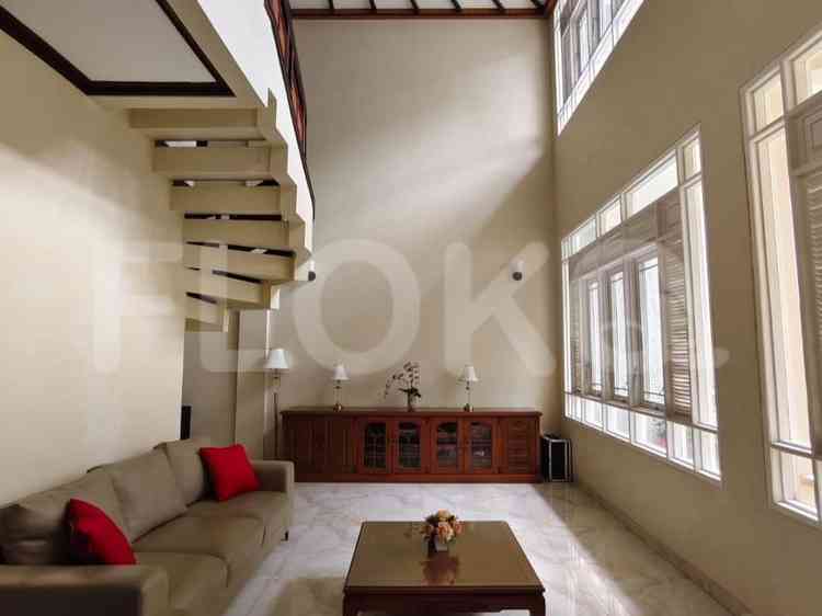 Disewakan Rumah 5 BR, Luas 820 m2 di Menteng, Menteng 3