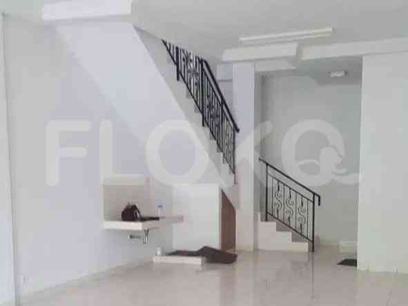 300 sqm, shophouse for sale in Grogol Petamburan, Bogor 3