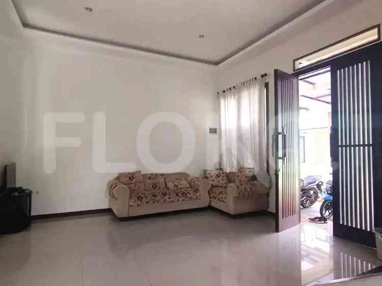 Dijual Rumah 5 BR, Luas 125 m2 di Jl. Sadar Raya, Ragunan 3