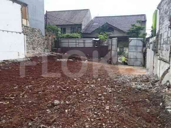 368 sqm, Land for Sale in Jl Haji Nawi Raya, Gandaria 3