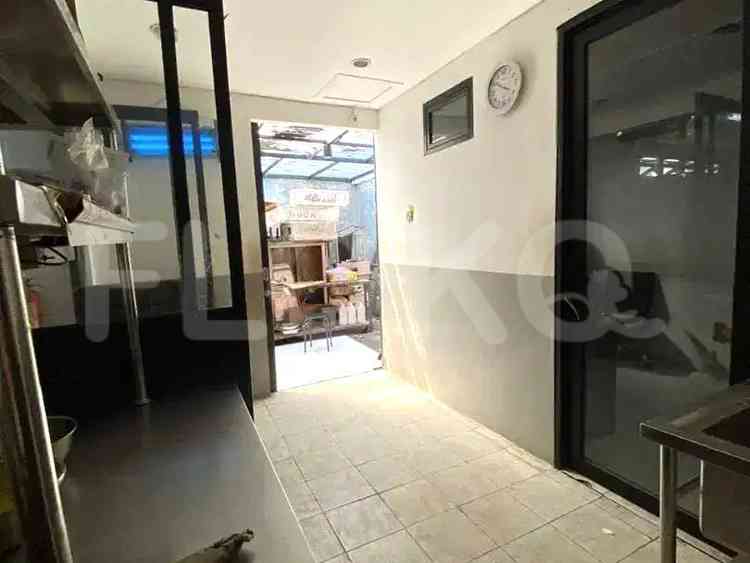 3 sqm, 4 BR house for sale in Jl. Bhakti, Cilandak 9