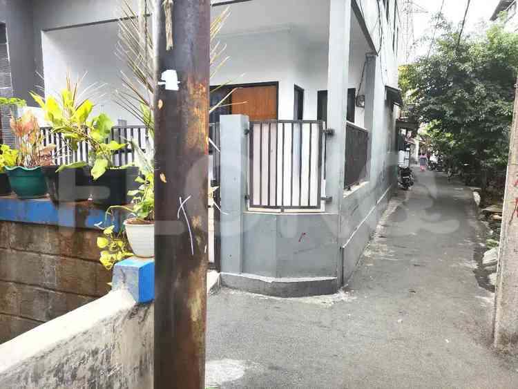 Dijual Rumah 2 BR, Luas 88 m2 di Jl. Banten, Ragunan 1