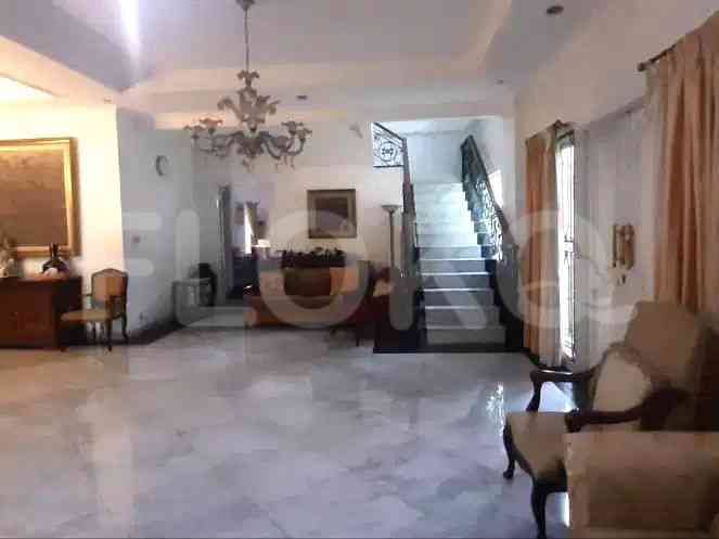 650 sqm, 4 BR house for sale in Jl. Wijaya V, Blok M 5