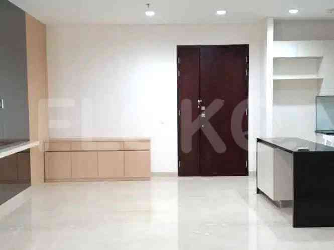 146 sqm, 5th floor, 4 BR apartment for sale in Senayan 4