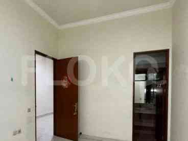 Disewakan Rumah 6 BR, Luas 300 m2 di Jl. Keadilan Raya, Glodok 6