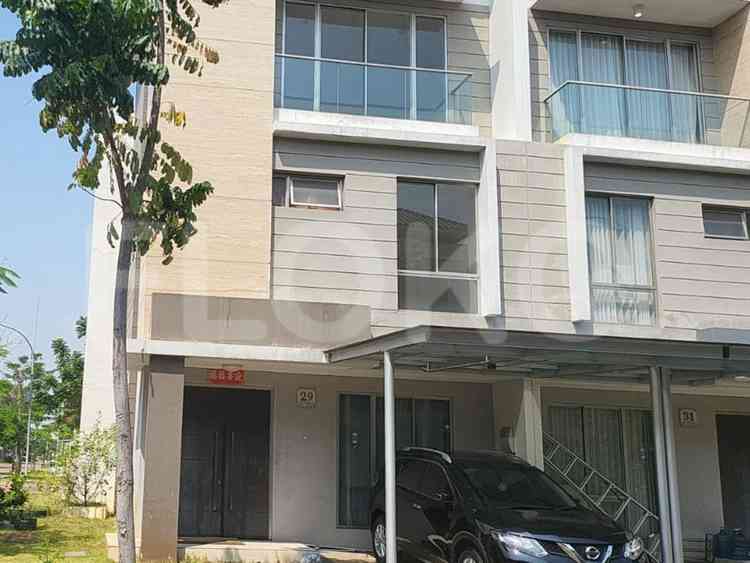 144 sqm, 3 BR house for rent in Pantai Indah Kapuk, Kamal Muara 1